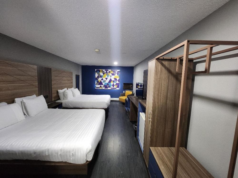 Super 8 By Wyndham Wi